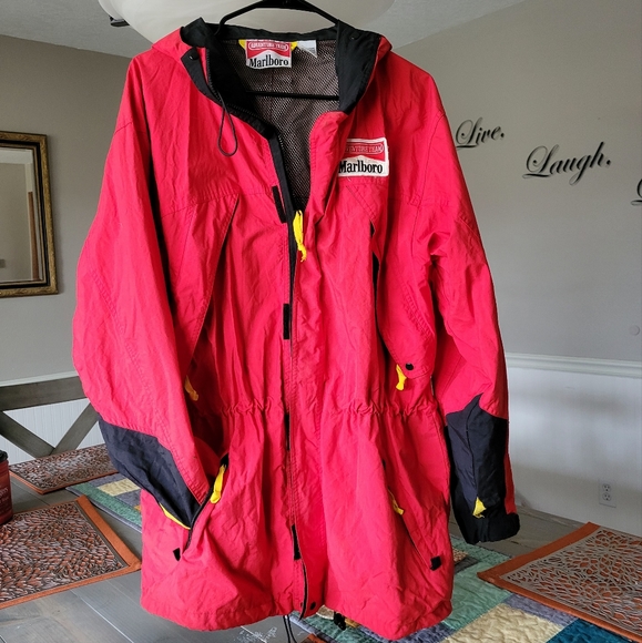 Vintage Marlboro Jacket 90s Adverture Team Red Windbreaker Patch L - Picture 1 of 9